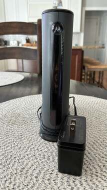 Motorola MB8611 DOCSIS 3.1 Cable Modem 2.5GbE 1-Port Black MB8611-30